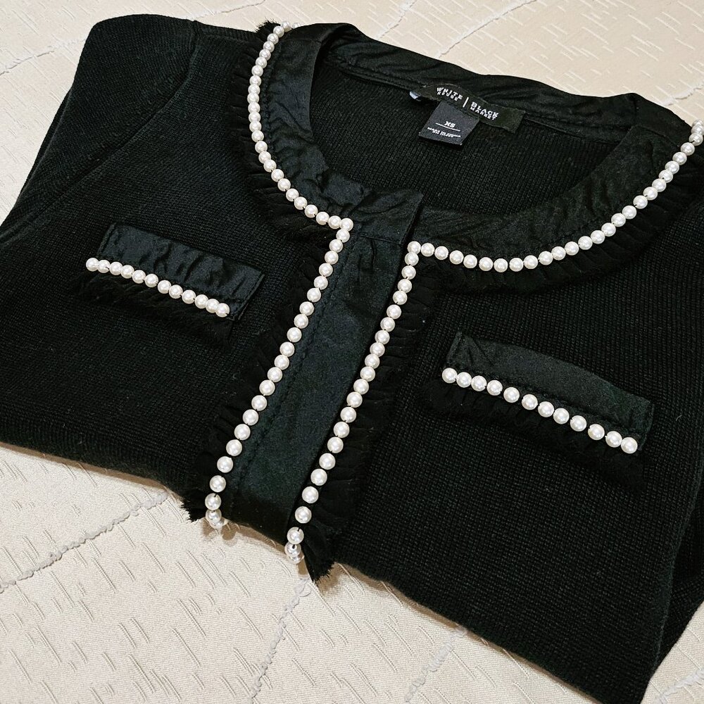 WHBM ELEGANT BLACK CARDIGAN w/ WHITE PEARL & BLACK RUFFLE POCKET & CUFF ACCENTS - Picture 5 of 16
